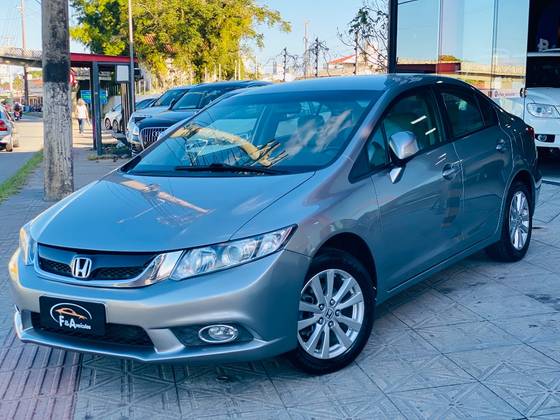 HONDA CIVIC 1.8 LXS 16V FLEX 4P AUTOMÁTICO